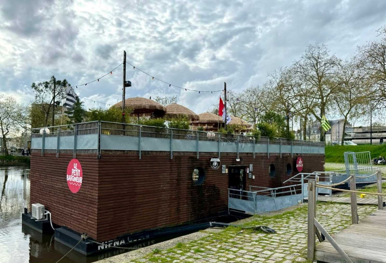 Rooftop Le Petit Baigneur in Nantes