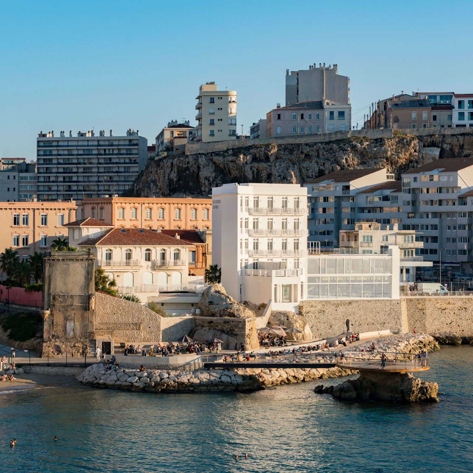 Rooftop Les Bords De Mer in Marseille - 4