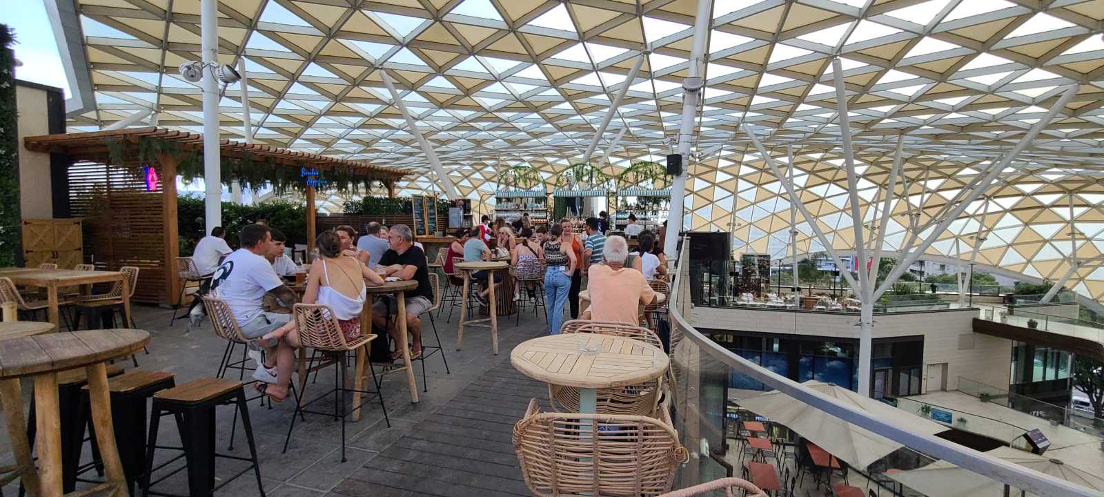 Rooftop Massilia Beach in Marseille - 1