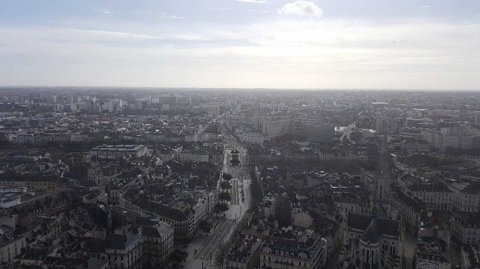 Rooftop le nid in Nantes - 2