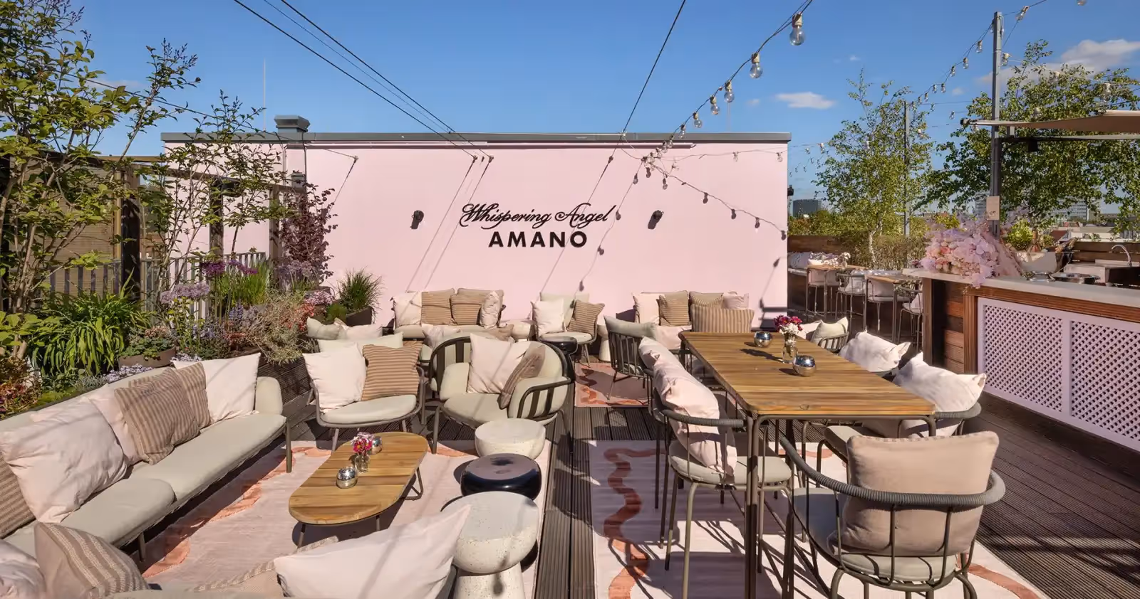 AMANO Rooftop Bar in Berlin - 2