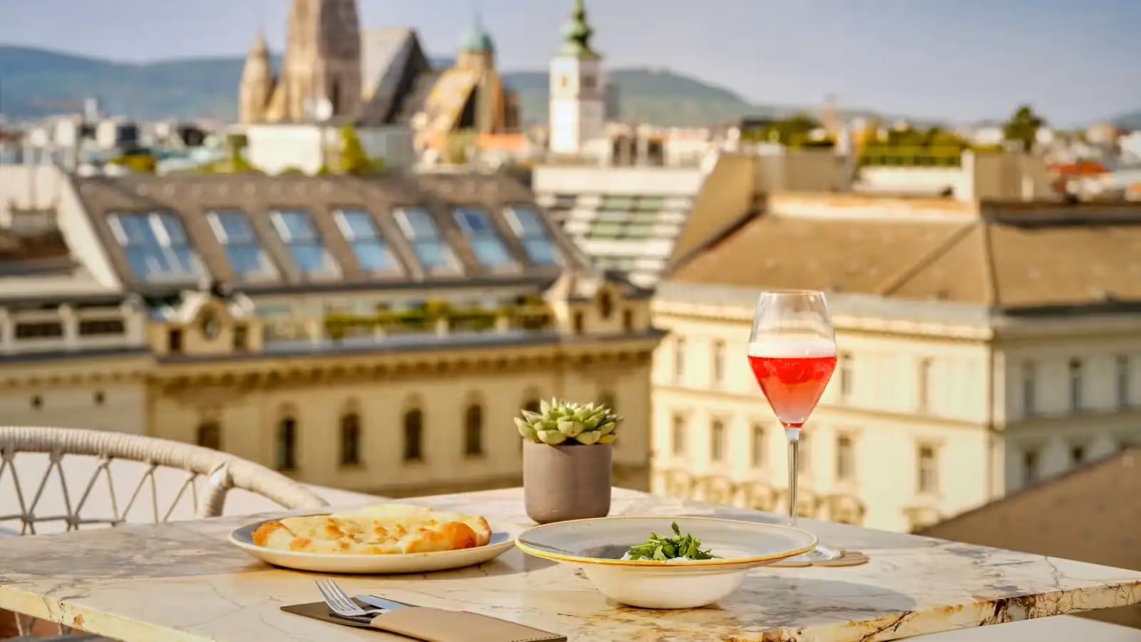 Atmosphere Rooftop Bar in Wien - 2