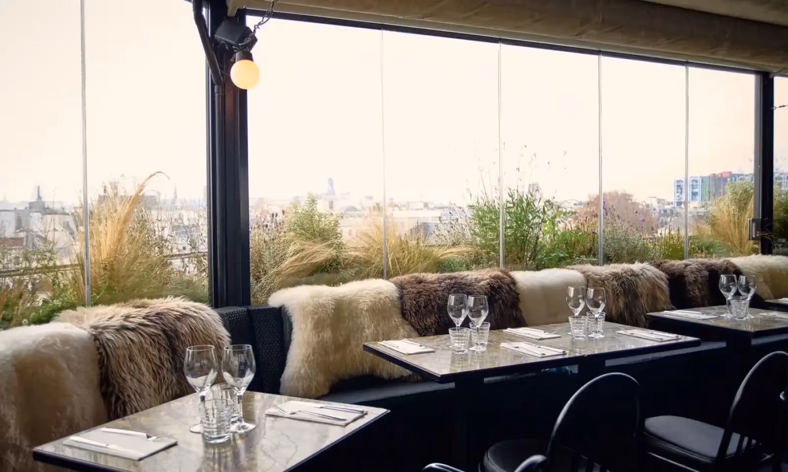 Rooftop Au Top in Paris - 4