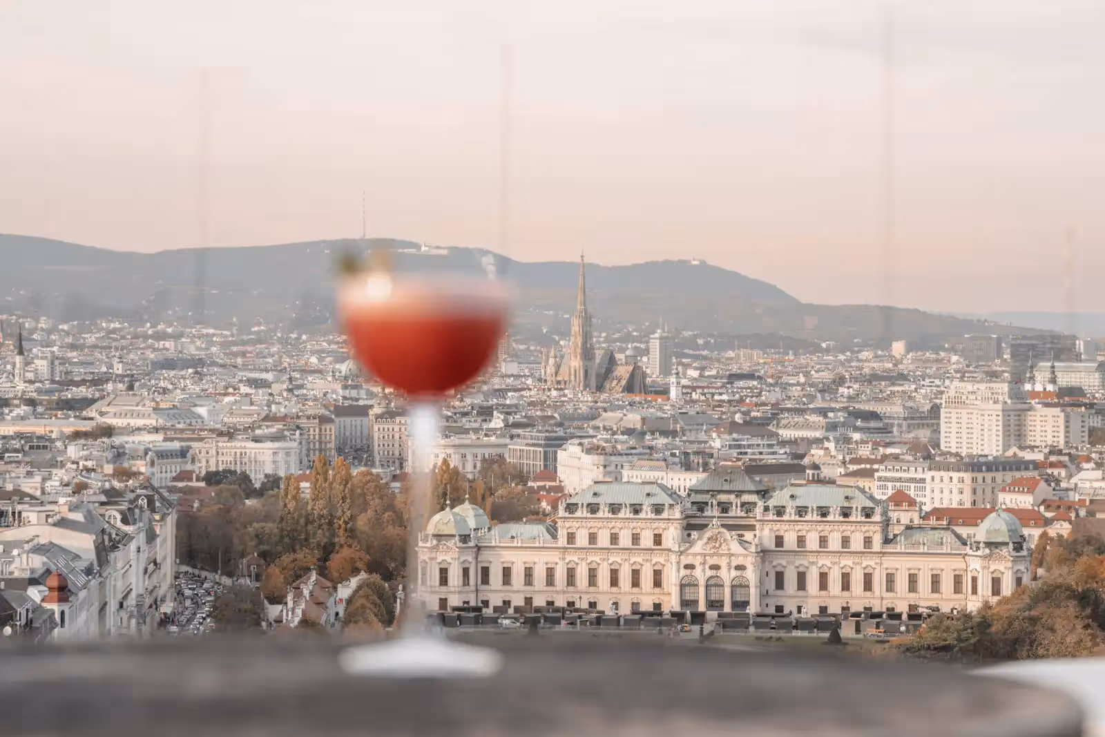 Aurora Rooftop Bar in Wien - 1
