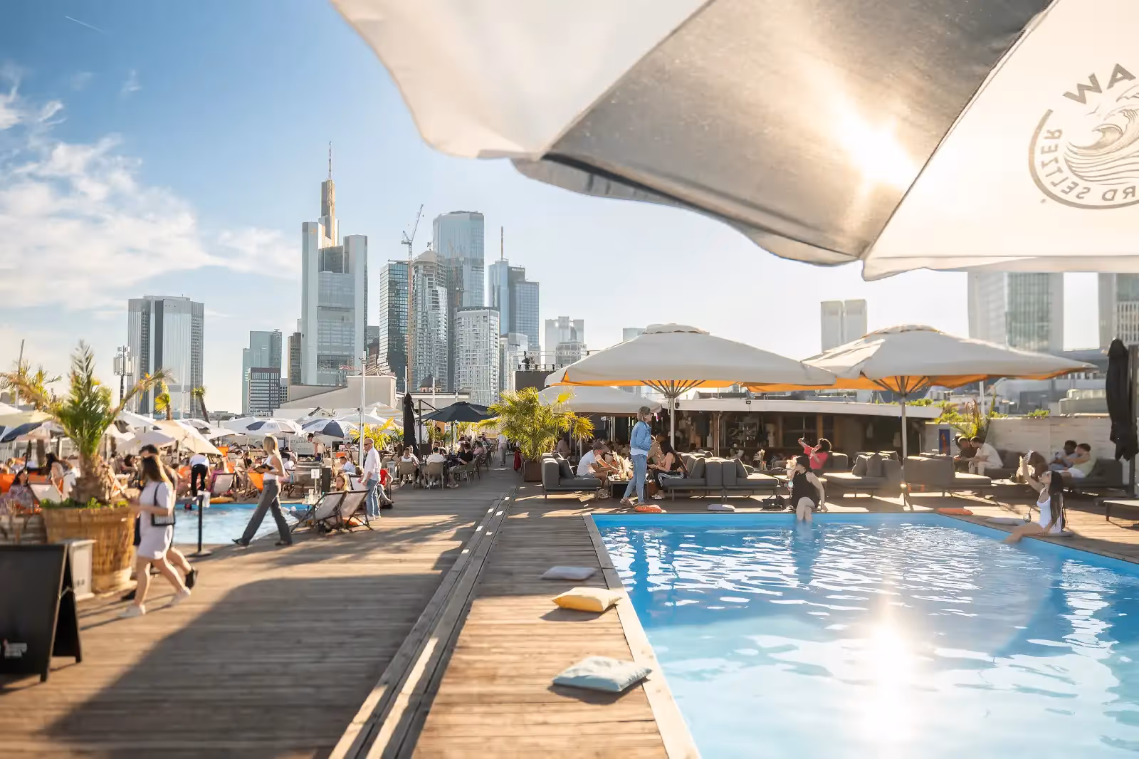 Rooftop Citybeach in Frankfurt - 1