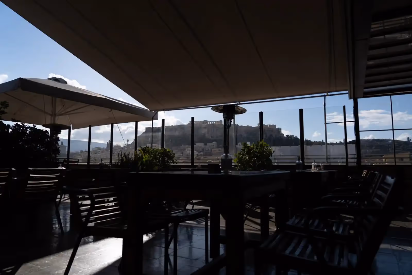 Rooftop Couleur Locale in Athen - 1
