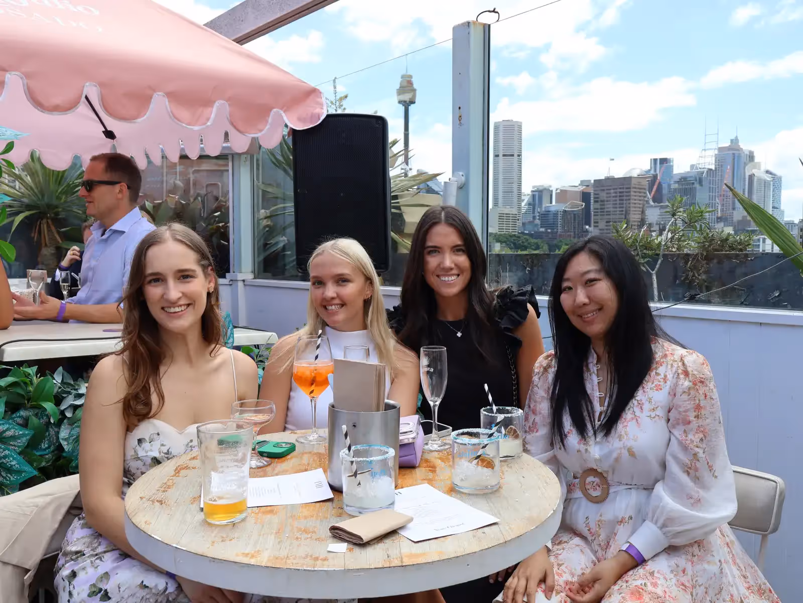 Rooftop East Village Hotel in Sydney - 2