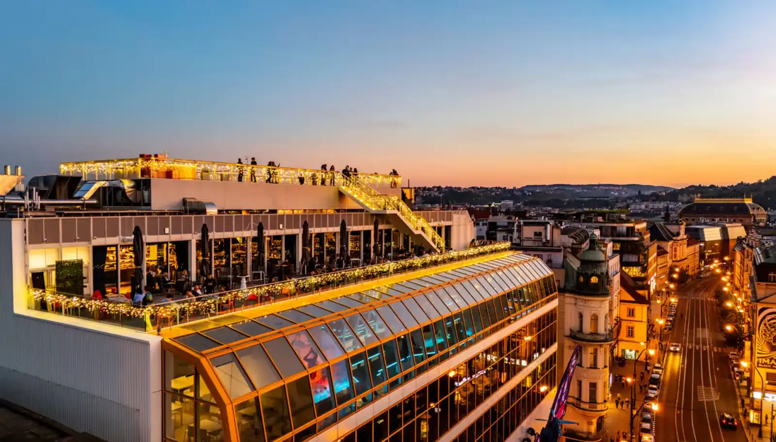Rooftop Fly Vista in Prag - 4