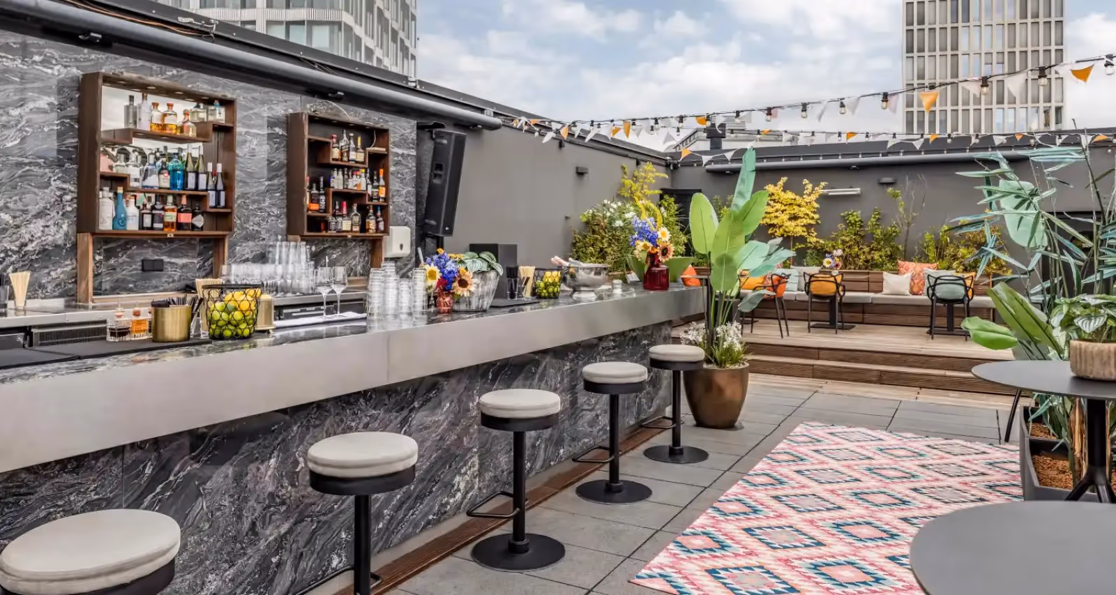 Grand Central Rooftop Bar in Berlin - 3