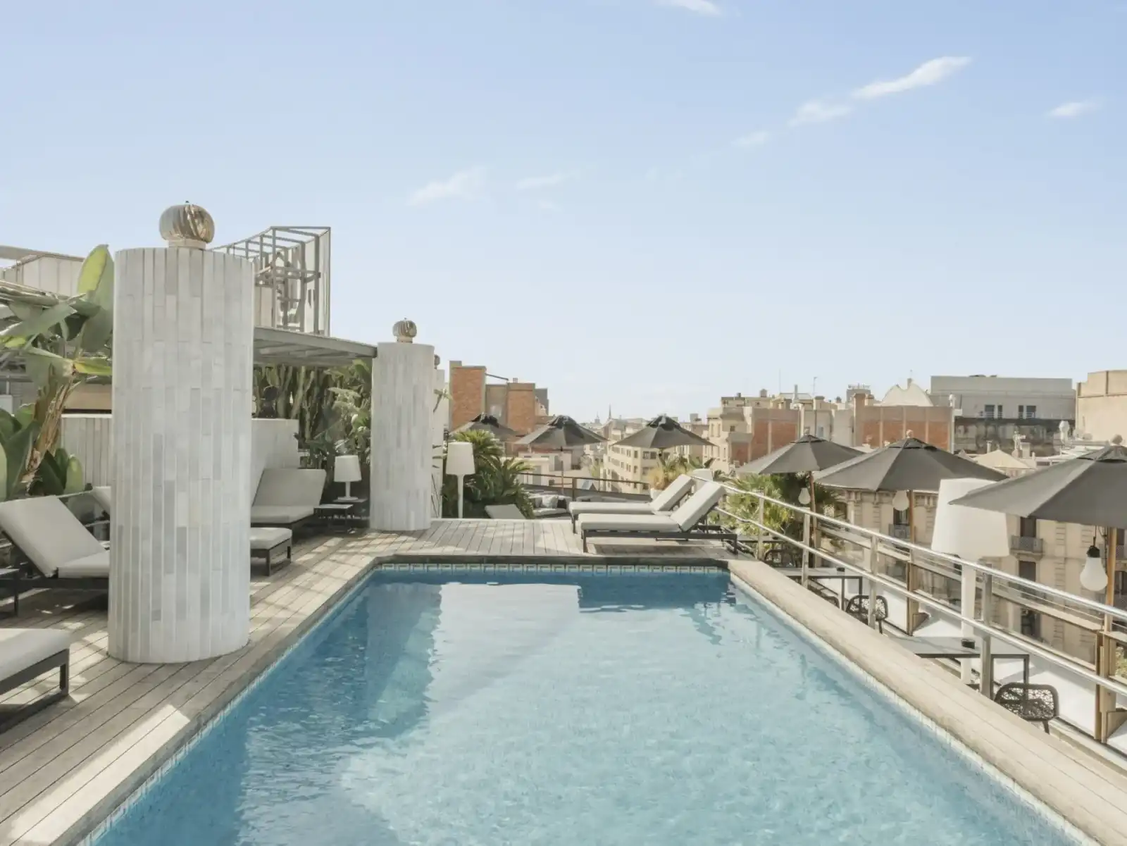 Rooftop La Terraza del Claris in Barcelona - 2