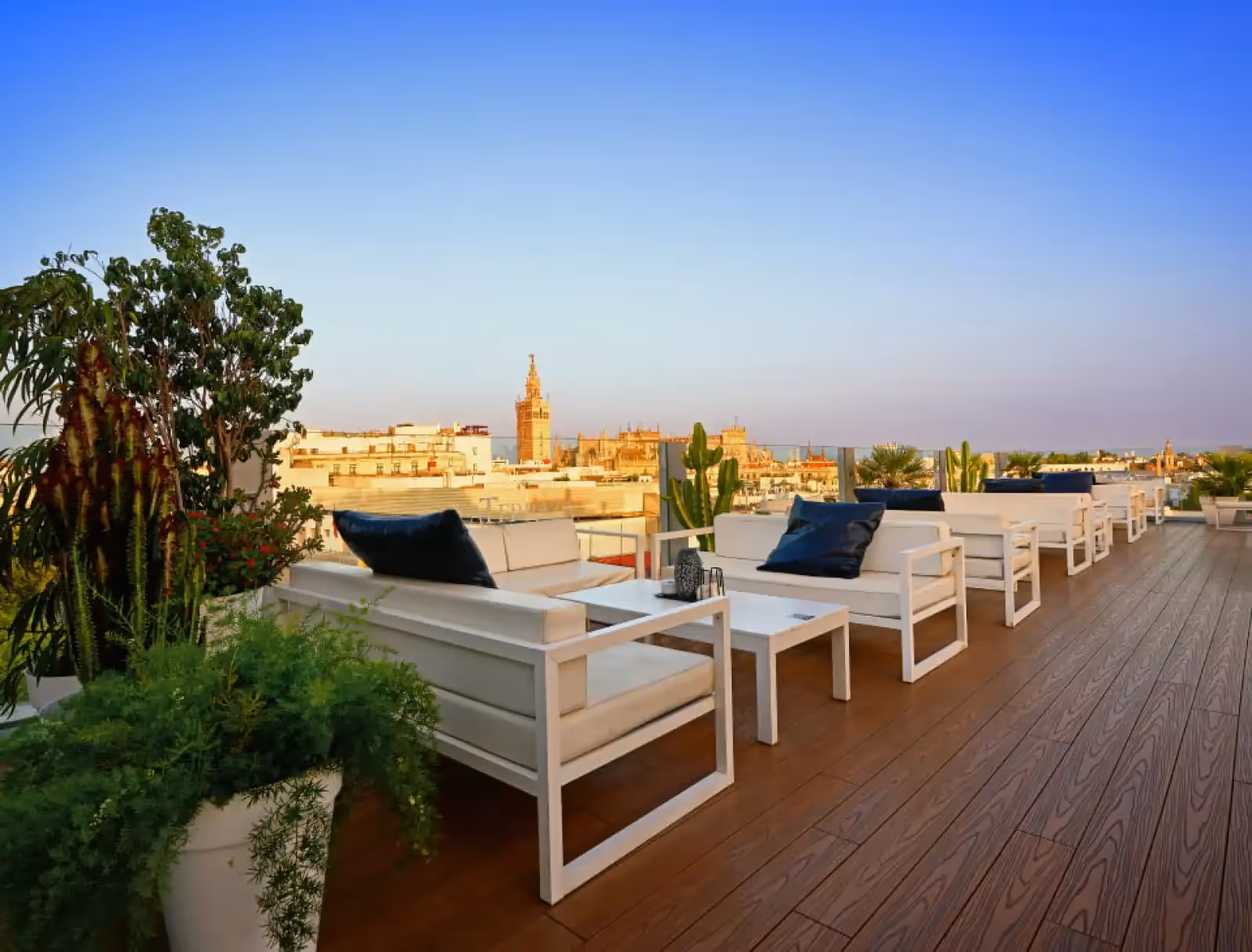 Rooftop La Terraza del Hotel Inglaterra in Sevilla - 3