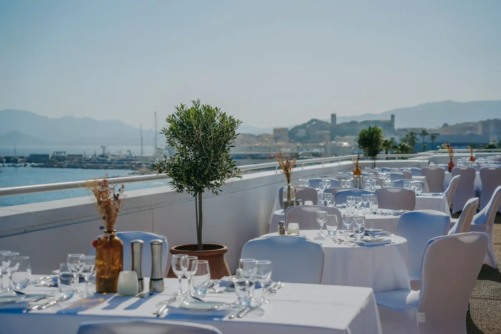 Le Panorama Rooftop in Cannes - 1