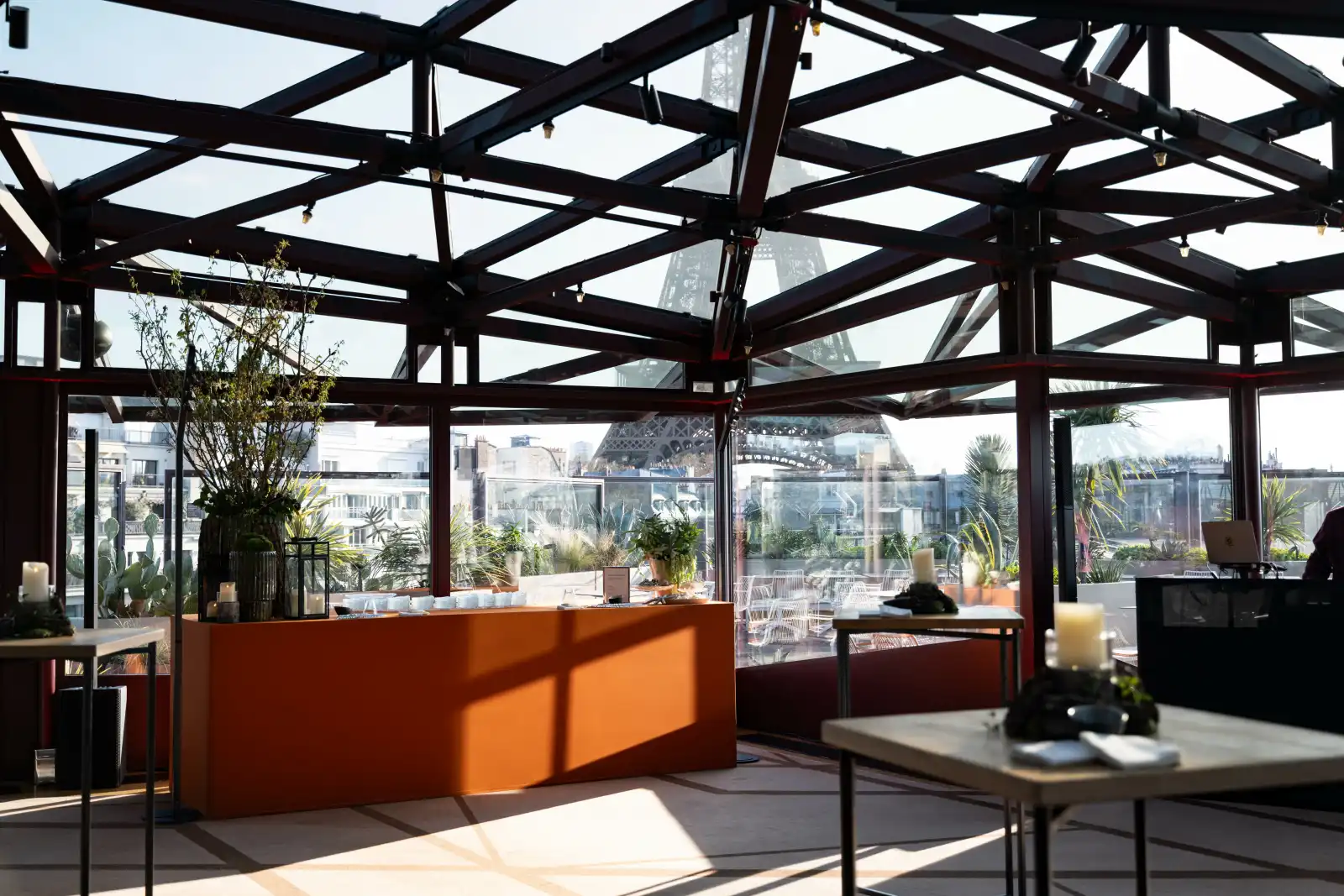 Rooftop Les Ombres in Paris - 5