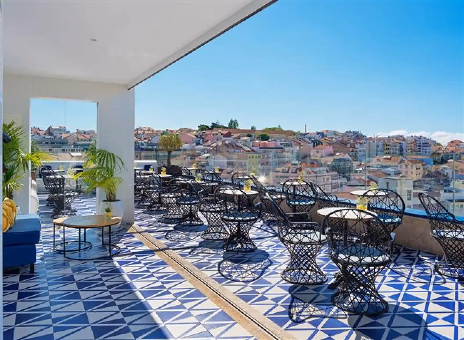 Limão Rooftop Bar in Lissabon - 1