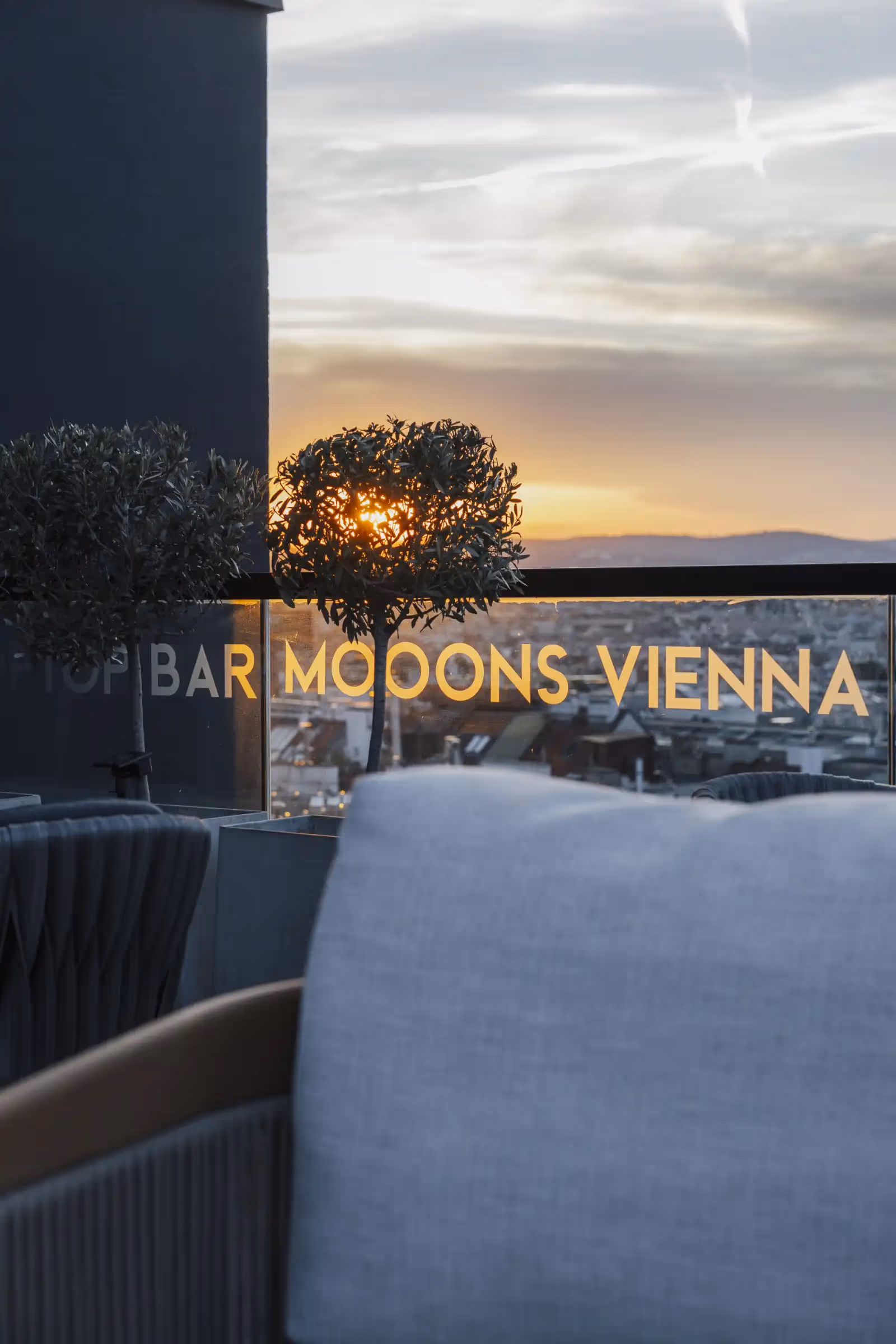 MOOONS Rooftop Bar in Wien - 5