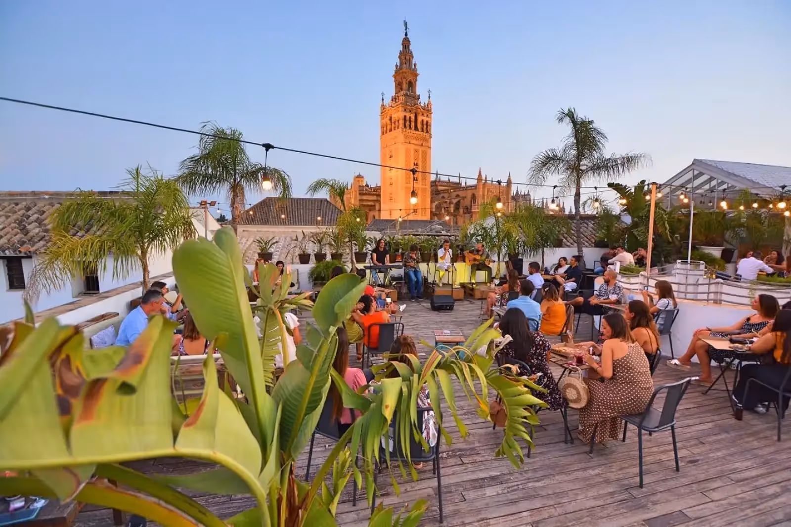 Rooftop Pura Vida Terraza in Sevilla - 4
