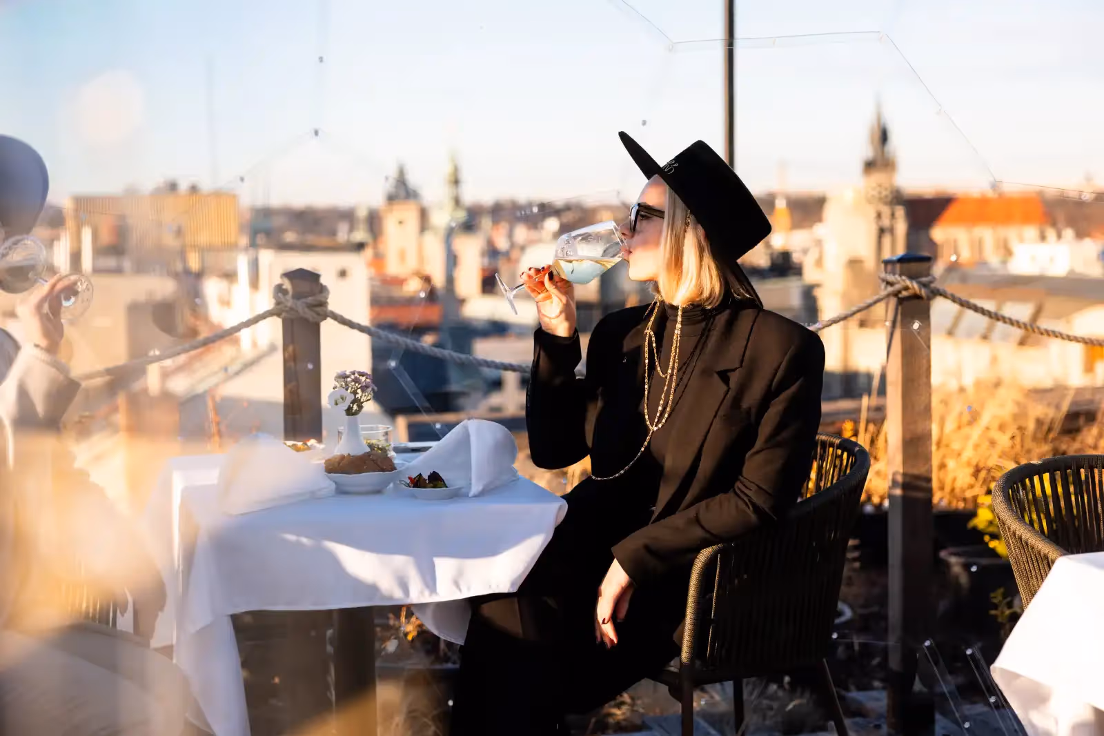 Rooftop Pytloun Sky Bar in Prag - 1
