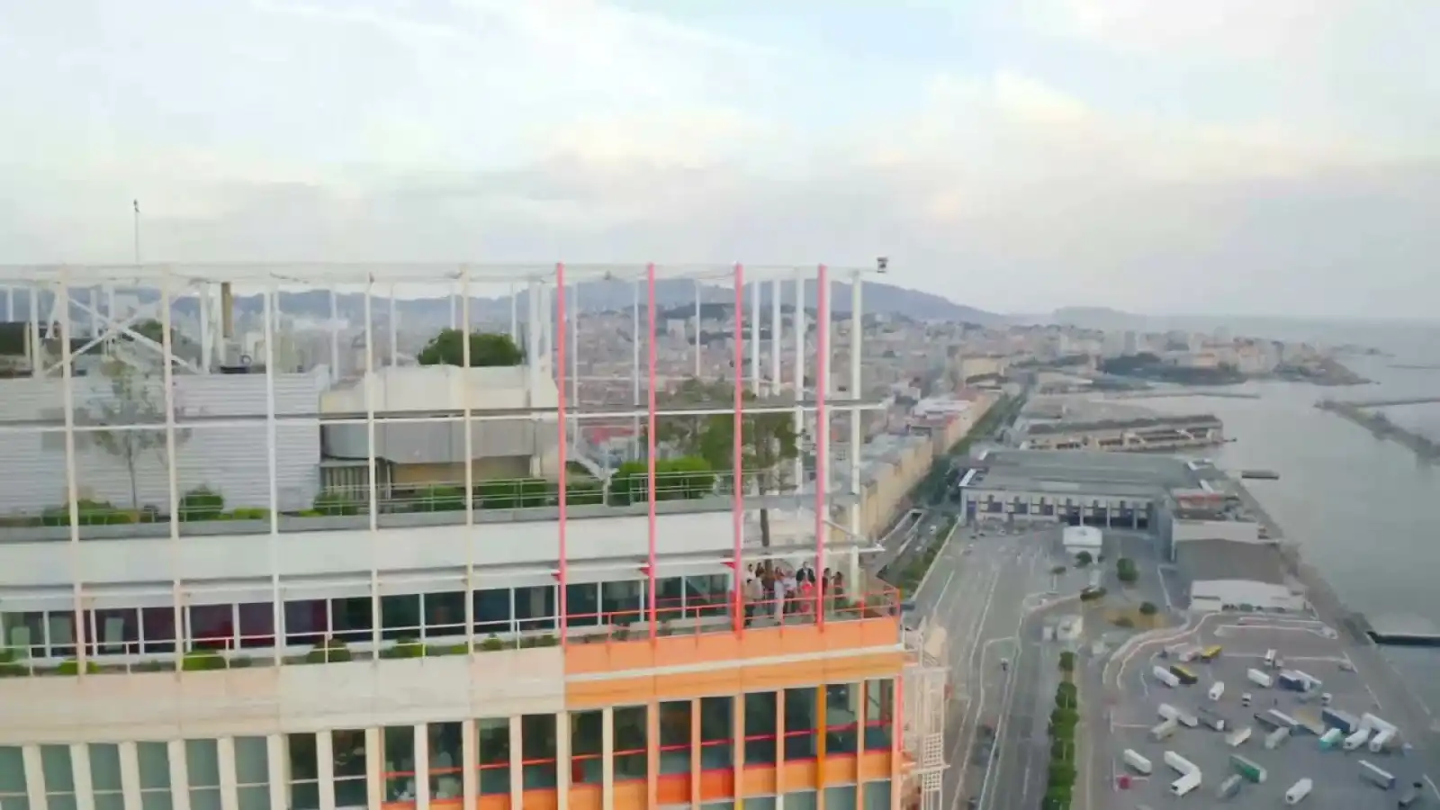 Rooftop Sky Center in Marseille - 1