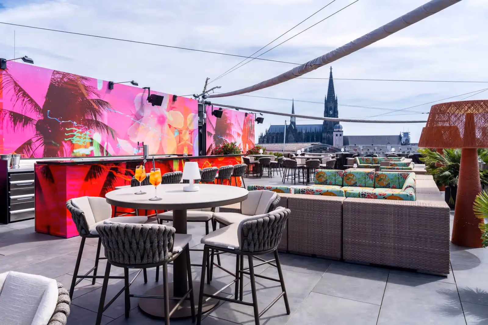 Rooftop Sky Lounge in Köln - 2