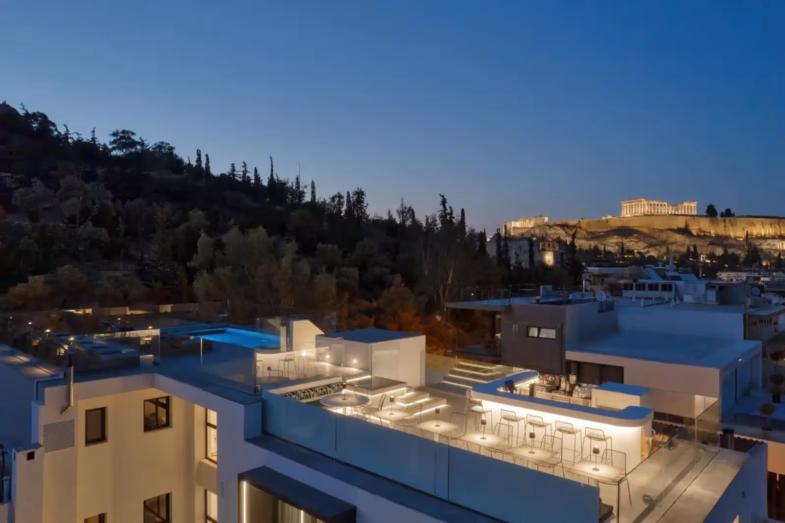 Rooftop Neoma Sky in Athen - 1