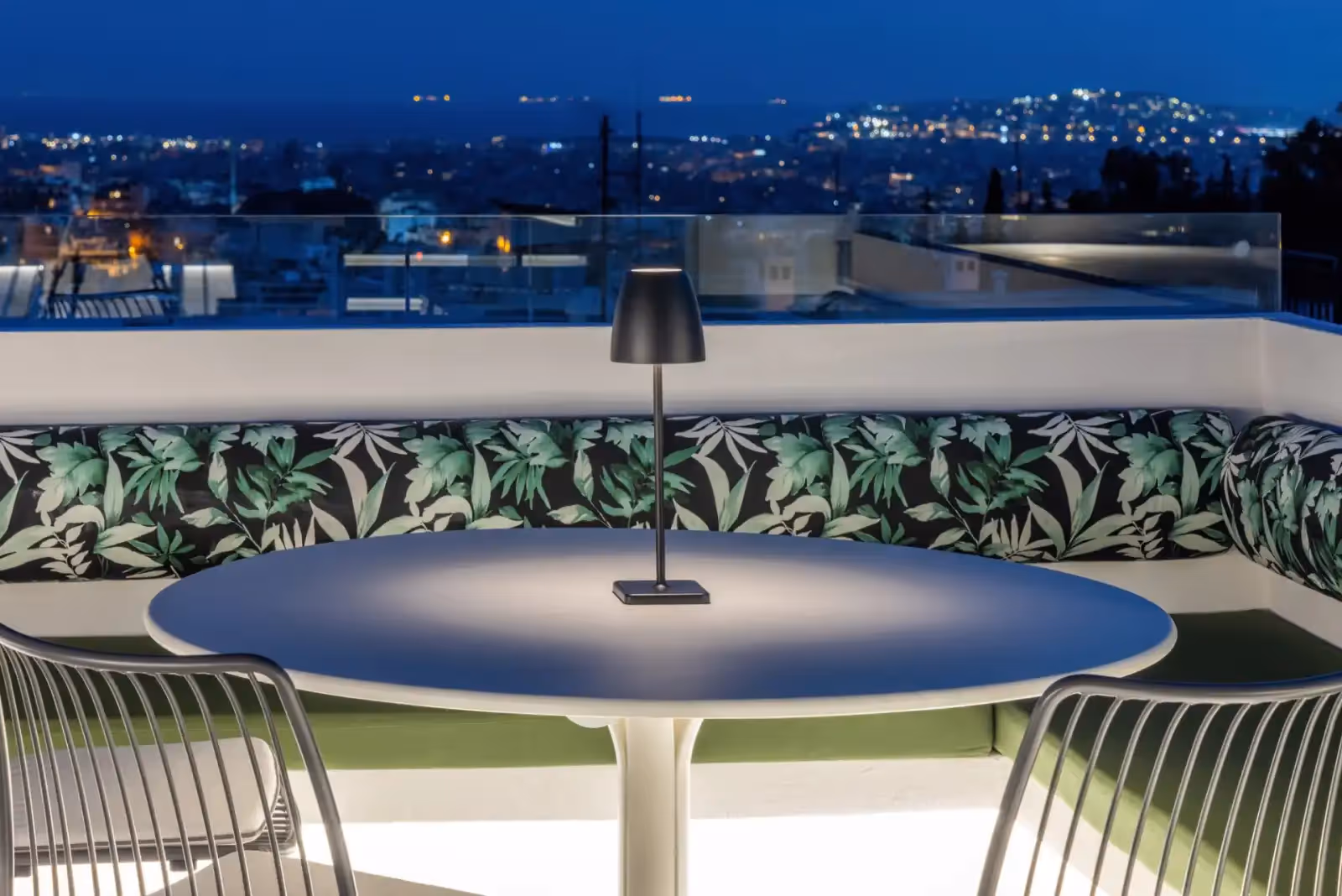Rooftop Neoma Sky in Athen - 2
