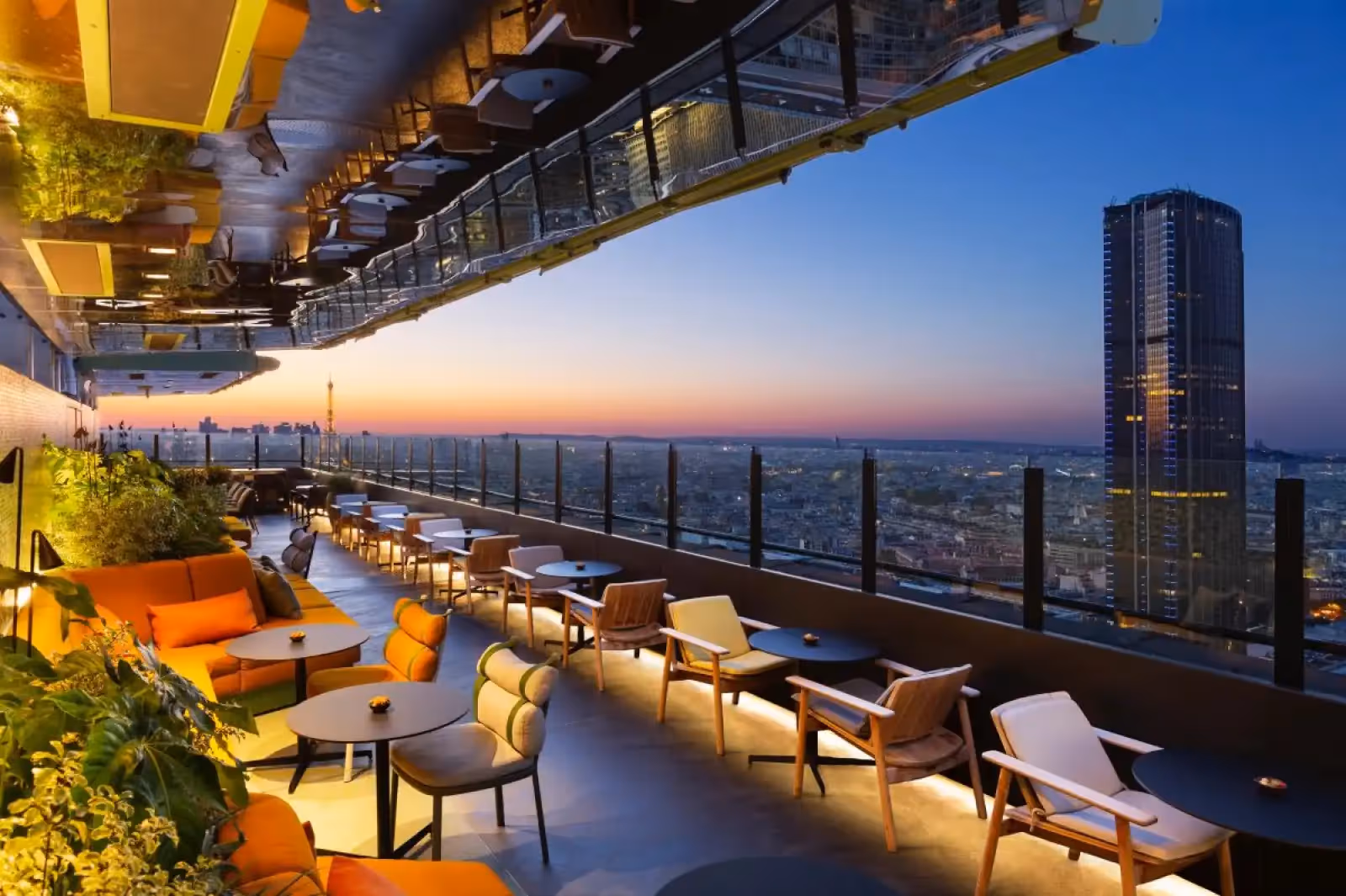 Rooftop Skybar Paris in Paris - 1