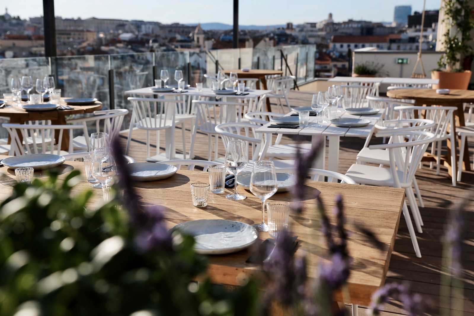 Rooftop Ciel in Marseille - 3