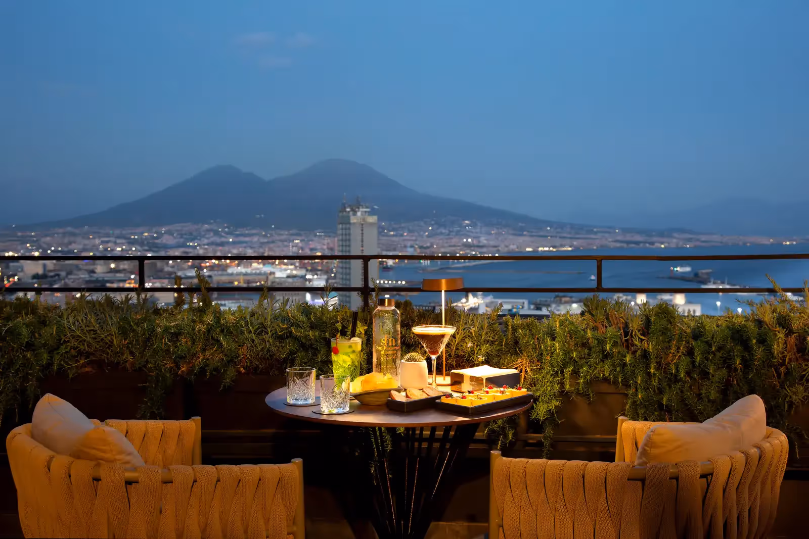 Rooftop La Terrazza dei Barbanti in Neapel - 2