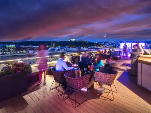 Rooftop Cloud 9 Prag