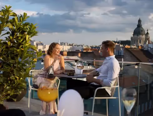 Rooftop Cortile Sky Bar & Pool Budapest