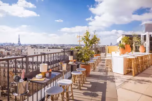 Rooftop Perruche Paris