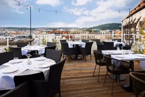 Rooftop Pytloun Sky Bar Prag