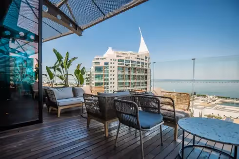 Rooftop Sky Bar Oriente Lissabon