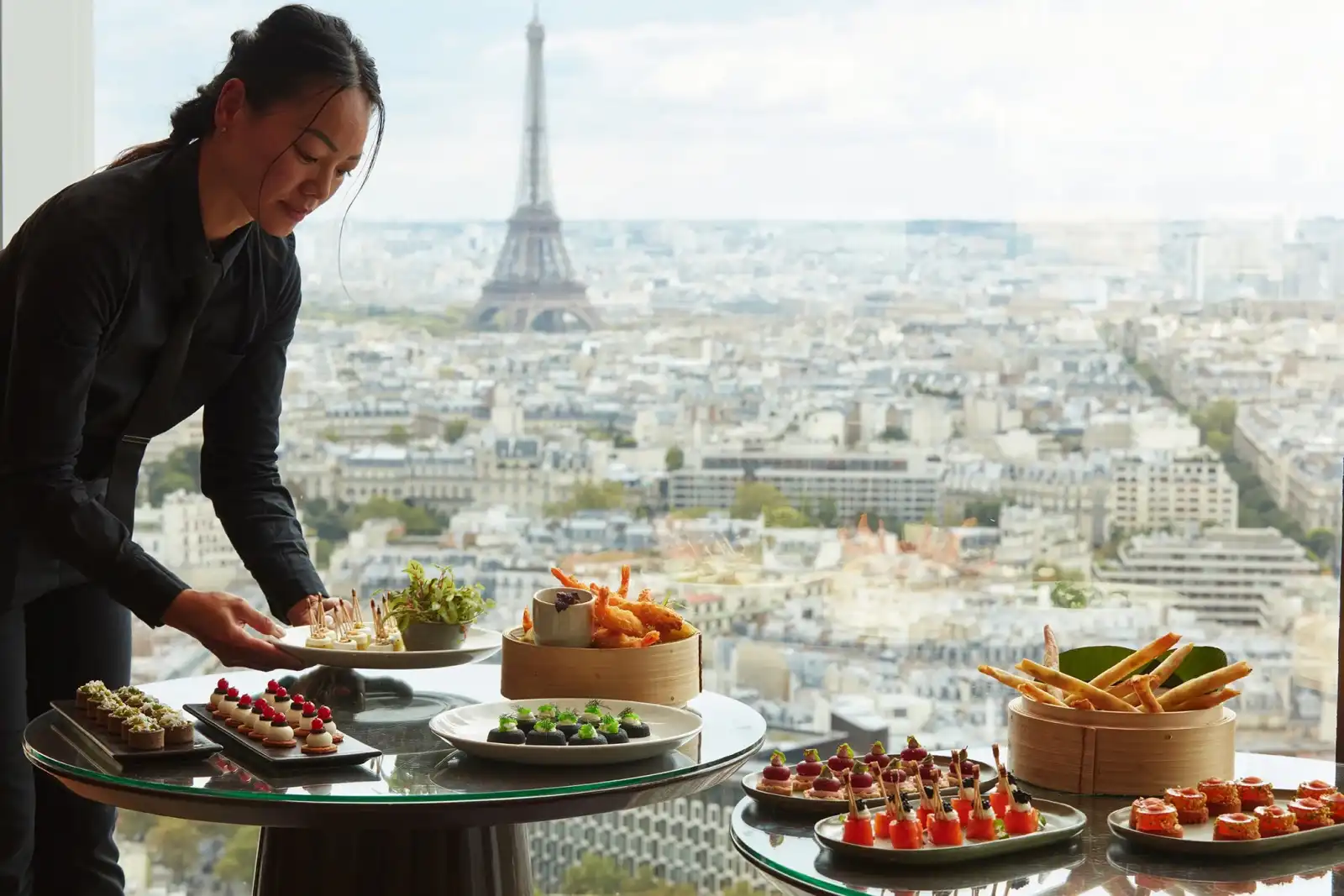 Rooftop Windo Skybar in Paris - 3