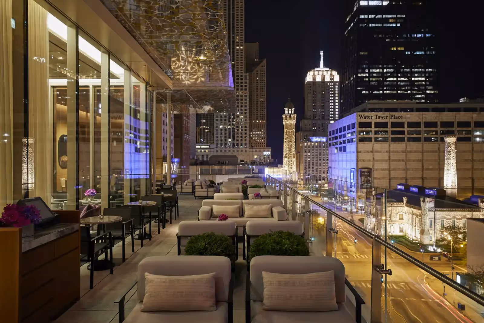 Rooftop Z Bar in Chicago - 1